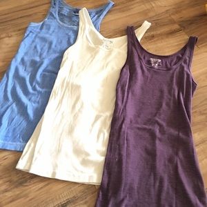 ***3 for $10*** 3 ribbed tank